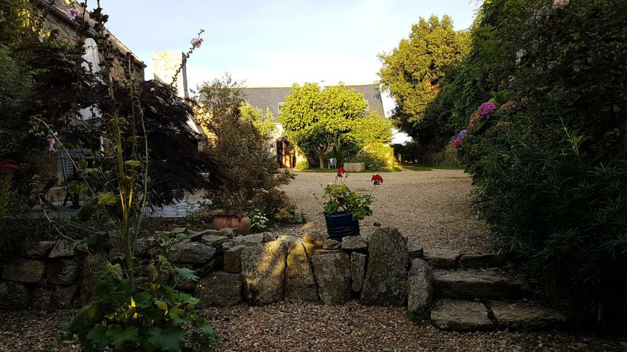 La Ferme De Kerhors Hotel Tremeoc Exterior photo